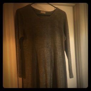 Line gray woman’s large dress